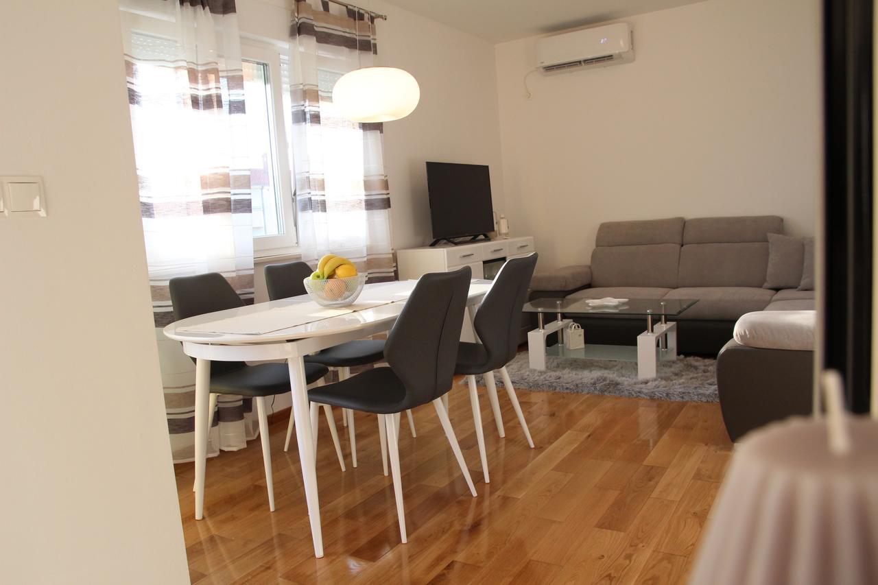 Apartment Mario Подстрана Экстерьер фото