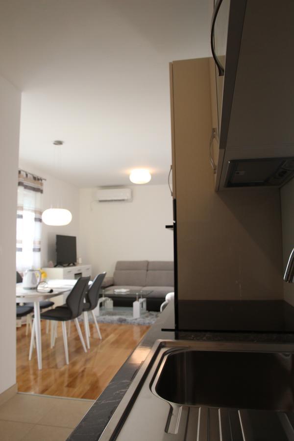 Apartment Mario Подстрана Экстерьер фото